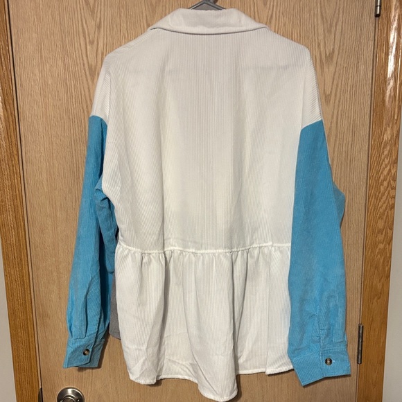 Kojooin Colorblock Ribbed Button Up - Picture 3 of 3